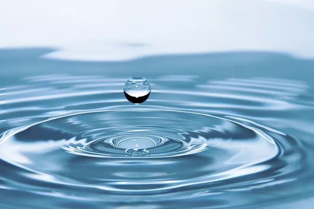 AGUA, FUENTE DE SALUD